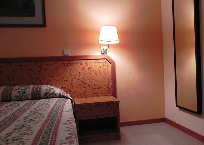 Toros De Guisando 3* El Tiemblo